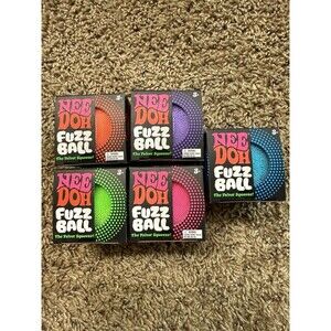 [1 PC] NeeDoh - Fuzz Ball The Velvet Squeeze Squishy - Viral On TikTok